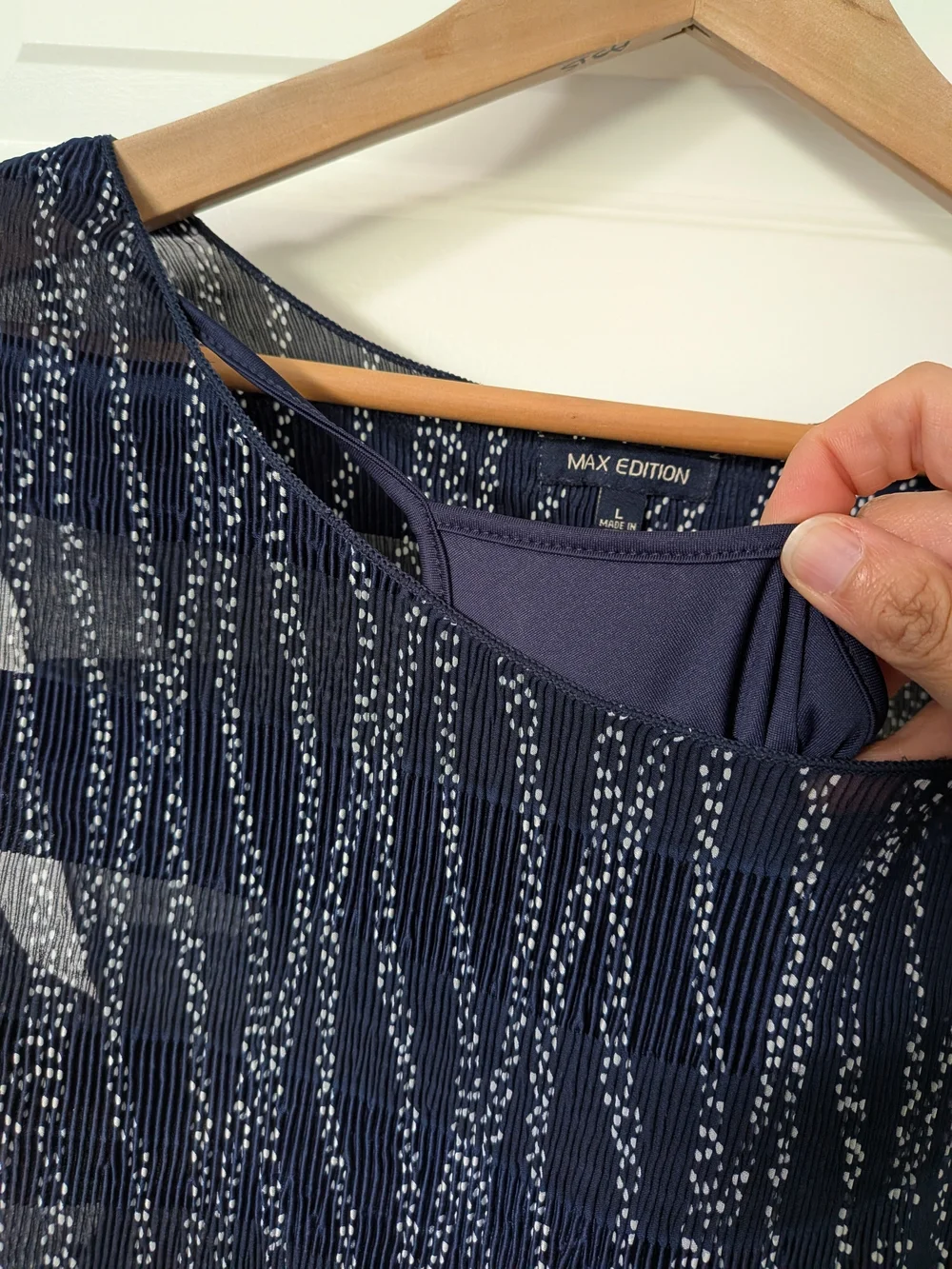 Navy Printed Cap-Sleeve Dress with Coral Hem - Picture 5 of 9